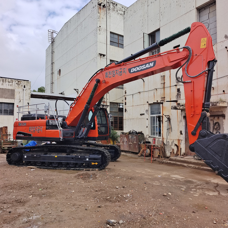 DOOSAN DX340LC - 9C DX340LCA - Excavator pe şenile: Foto 2 DOOSAN DX340LC - 9C DX340LCA - Excavator pe şenile: Foto 2