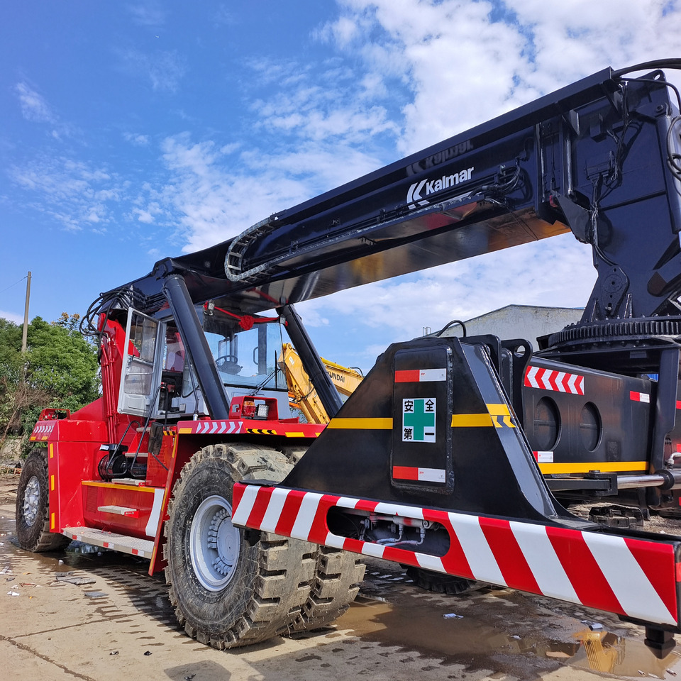 KALMAR DRF450 DRF DRU DRT DRD 450 - Reach stacker: Foto 5 KALMAR DRF450 DRF DRU DRT DRD 450 - Reach stacker: Foto 5