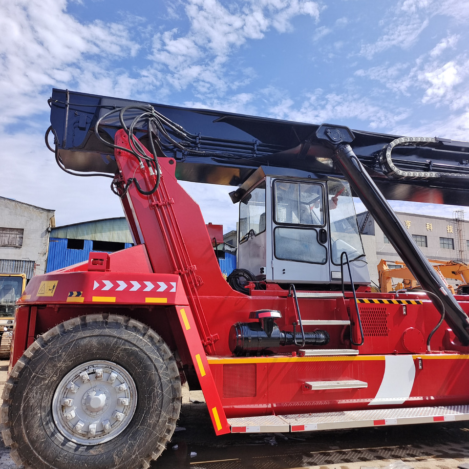 KALMAR drf450 DRF450 DRT DRD DRU DRS - Reach stacker: Foto 5 KALMAR drf450 DRF450 DRT DRD DRU DRS - Reach stacker: Foto 5