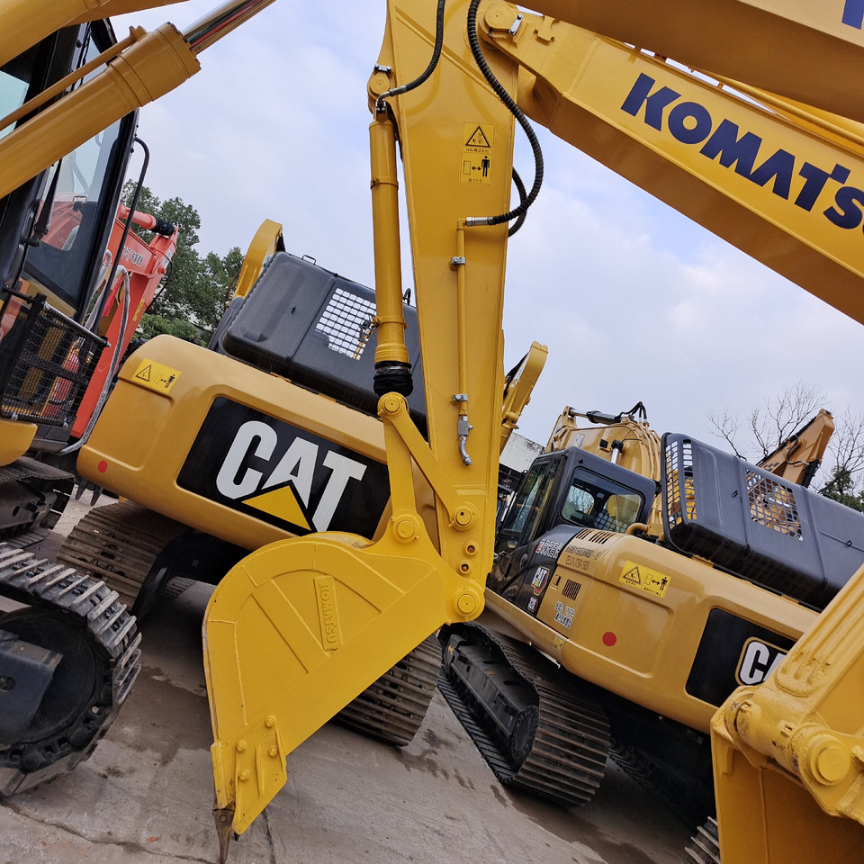 KOMATSU PC210LC-8 PC210-8 - Excavator pe şenile: Foto 2 KOMATSU PC210LC-8 PC210-8 - Excavator pe şenile: Foto 2
