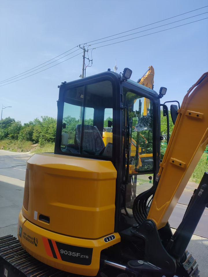 LIUGONG 9035F ZTSG4 BRAND NEW 3.8 TON 3 TON 4 TON MINI DIGGER - Mini excavator: Foto 4 LIUGONG 9035F ZTSG4 BRAND NEW 3.8 TON 3 TON 4 TON MINI DIGGER - Mini excavator: Foto 4