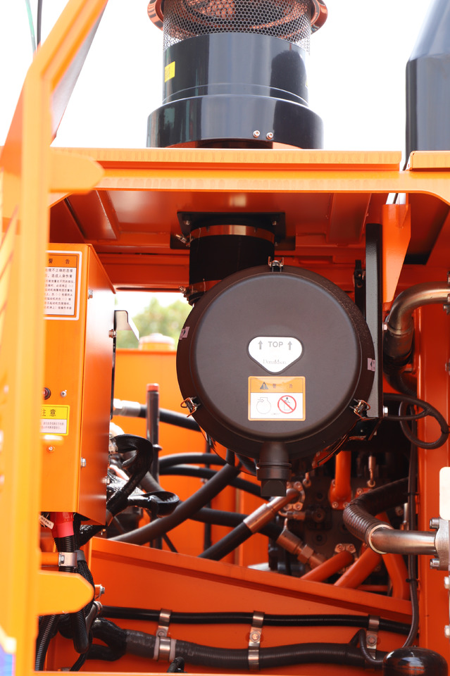 LONKING LG6306F G4 33 TON BRAND NEW - Excavator pe şenile: Foto 5 LONKING LG6306F G4 33 TON BRAND NEW - Excavator pe şenile: Foto 5