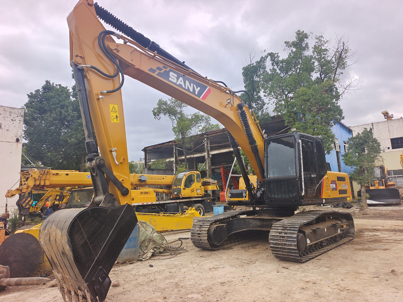 SANY 215C 215H 305H 365H - Excavator pe şenile: Foto 2 SANY 215C 215H 305H 365H - Excavator pe şenile: Foto 2