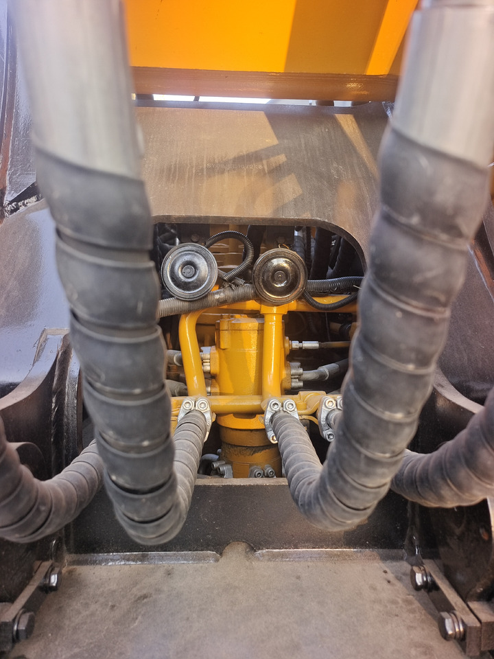 SANY 215H 305H 365H - Excavator pe şenile: Foto 5 SANY 215H 305H 365H - Excavator pe şenile: Foto 5