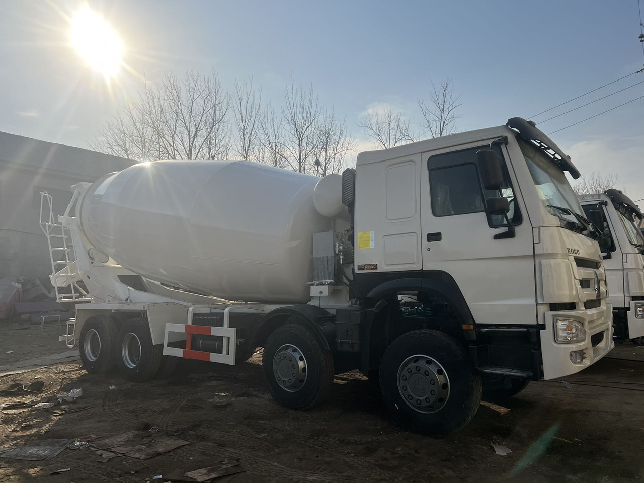 SINOTRUK HOWO 371 8X4 16 Cubic Meter SINOTRUK Howo Concrete Mixer Truck - Betoniera: Foto 4 SINOTRUK HOWO 371 8X4 16 Cubic Meter SINOTRUK Howo Concrete Mixer Truck - Betoniera: Foto 4