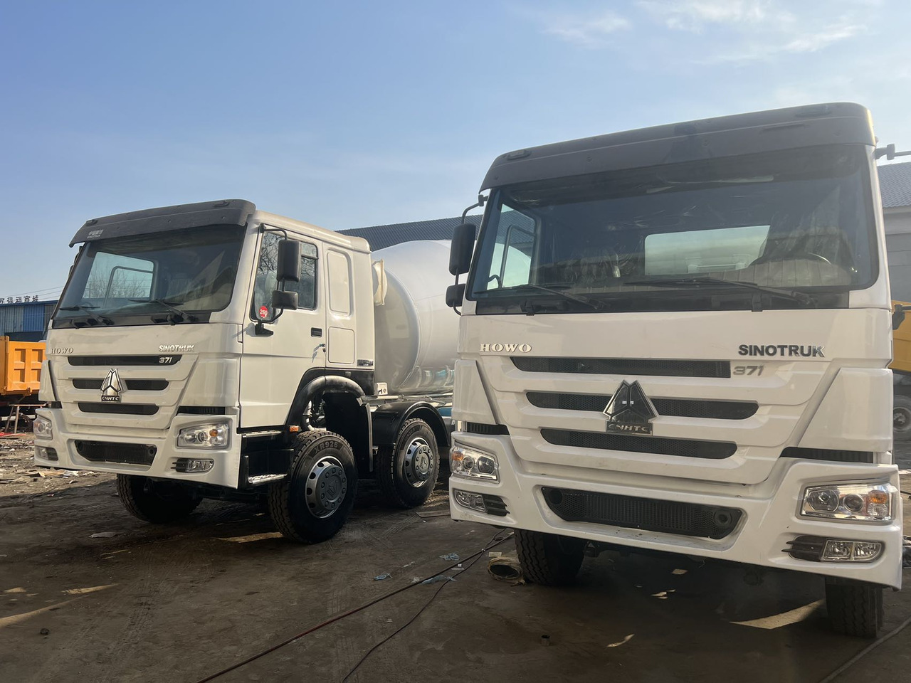 SINOTRUK HOWO 371 8X4 16 Cubic Meter SINOTRUK Howo Concrete Mixer Truck - Betoniera: Foto 3 SINOTRUK HOWO 371 8X4 16 Cubic Meter SINOTRUK Howo Concrete Mixer Truck - Betoniera: Foto 3