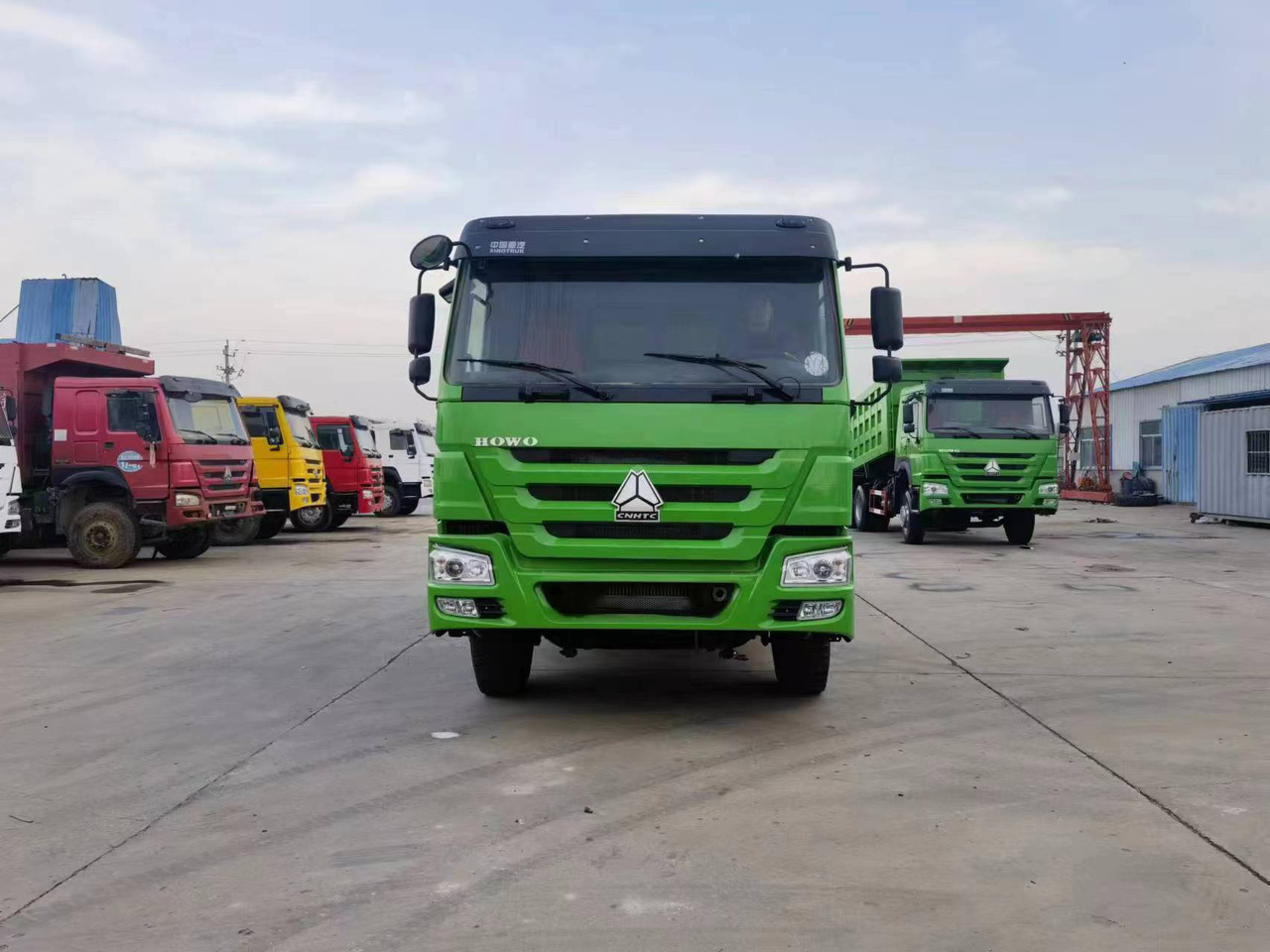 SINOTRUK HOWO 6*4 8*4 371 375 380 400 420 460 HP DUMP TRUCK - Camion basculantă: Foto 3 SINOTRUK HOWO 6*4 8*4 371 375 380 400 420 460 HP DUMP TRUCK - Camion basculantă: Foto 3