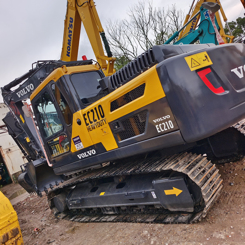 VOLVO EC210 EC 210D EC210B - Excavator pe şenile: Foto 1 VOLVO EC210 EC 210D EC210B - Excavator pe şenile: Foto 1