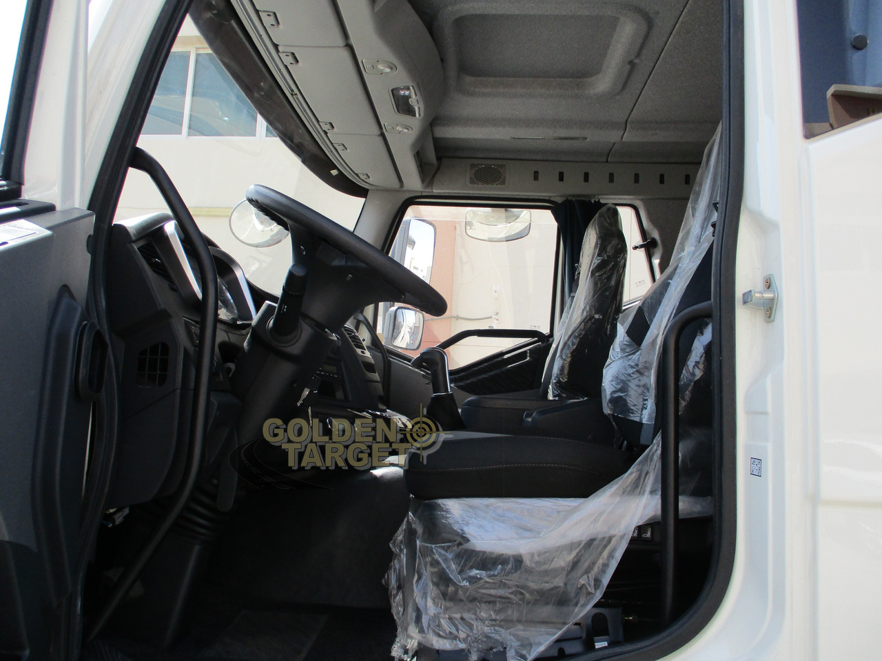 Leasing de FAW J6P-420 4x2 Head Truck FAW J6P-420 4x2 Head Truck: Foto 9
