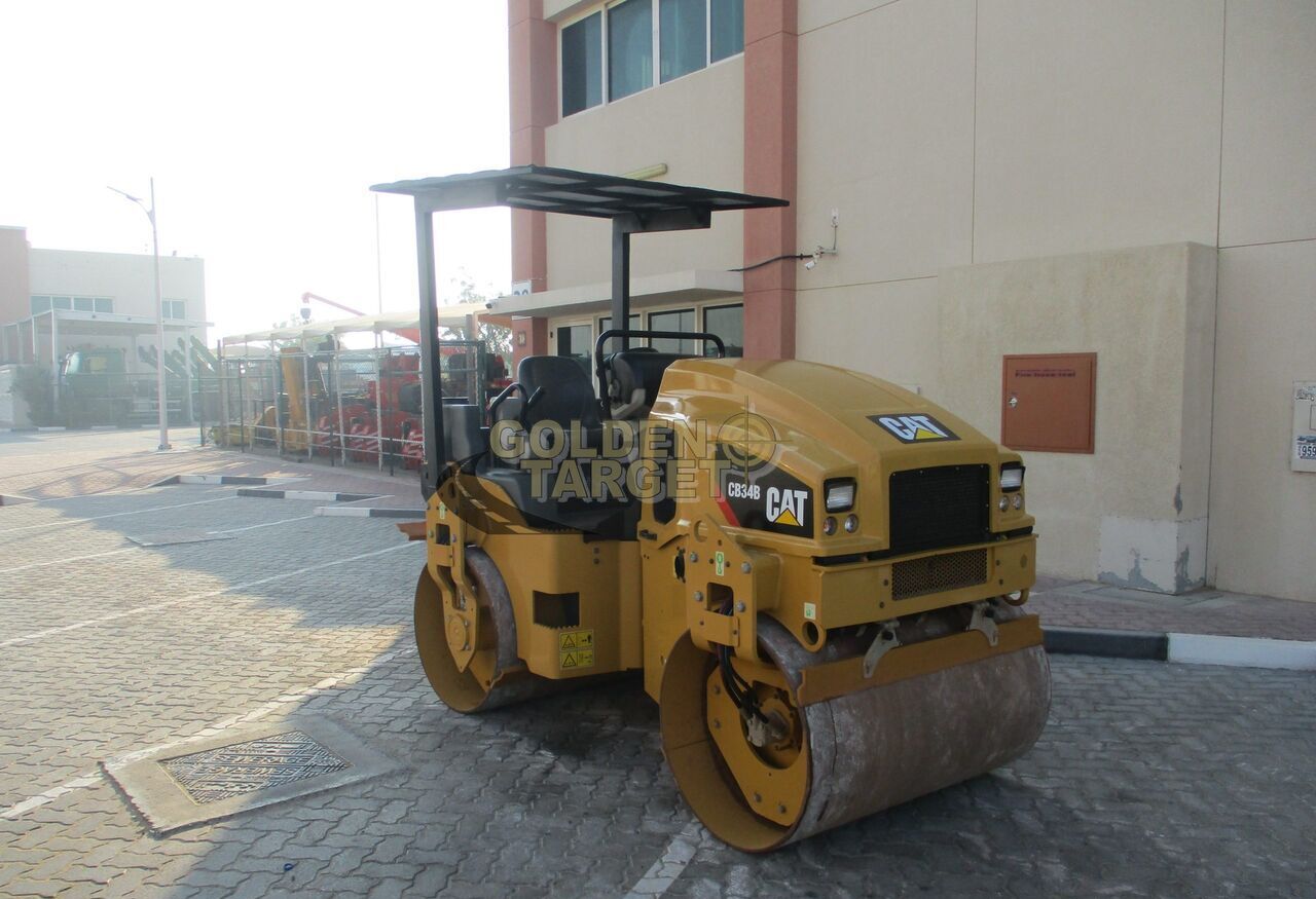 Caterpillar CB34B Double Drum Roller - Cilindru compactor pentru asfalt: Foto 1 Caterpillar CB34B Double Drum Roller - Cilindru compactor pentru asfalt: Foto 1
