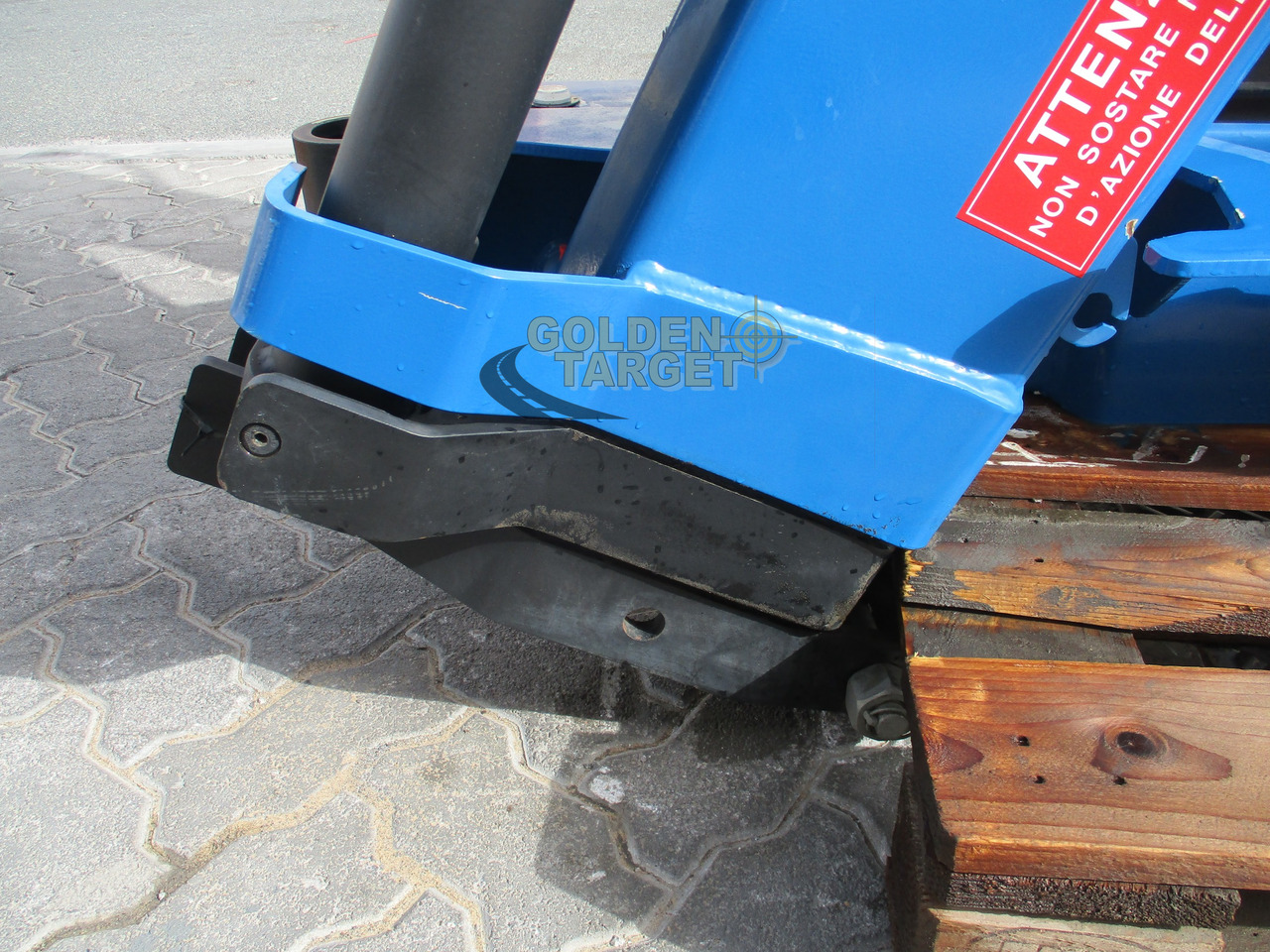 ING BONFIGLIOLI IBP 8000 M / 2SI CRANE - Macara montată pentru Camion: Foto 5 ING BONFIGLIOLI IBP 8000 M / 2SI CRANE - Macara montată pentru Camion: Foto 5