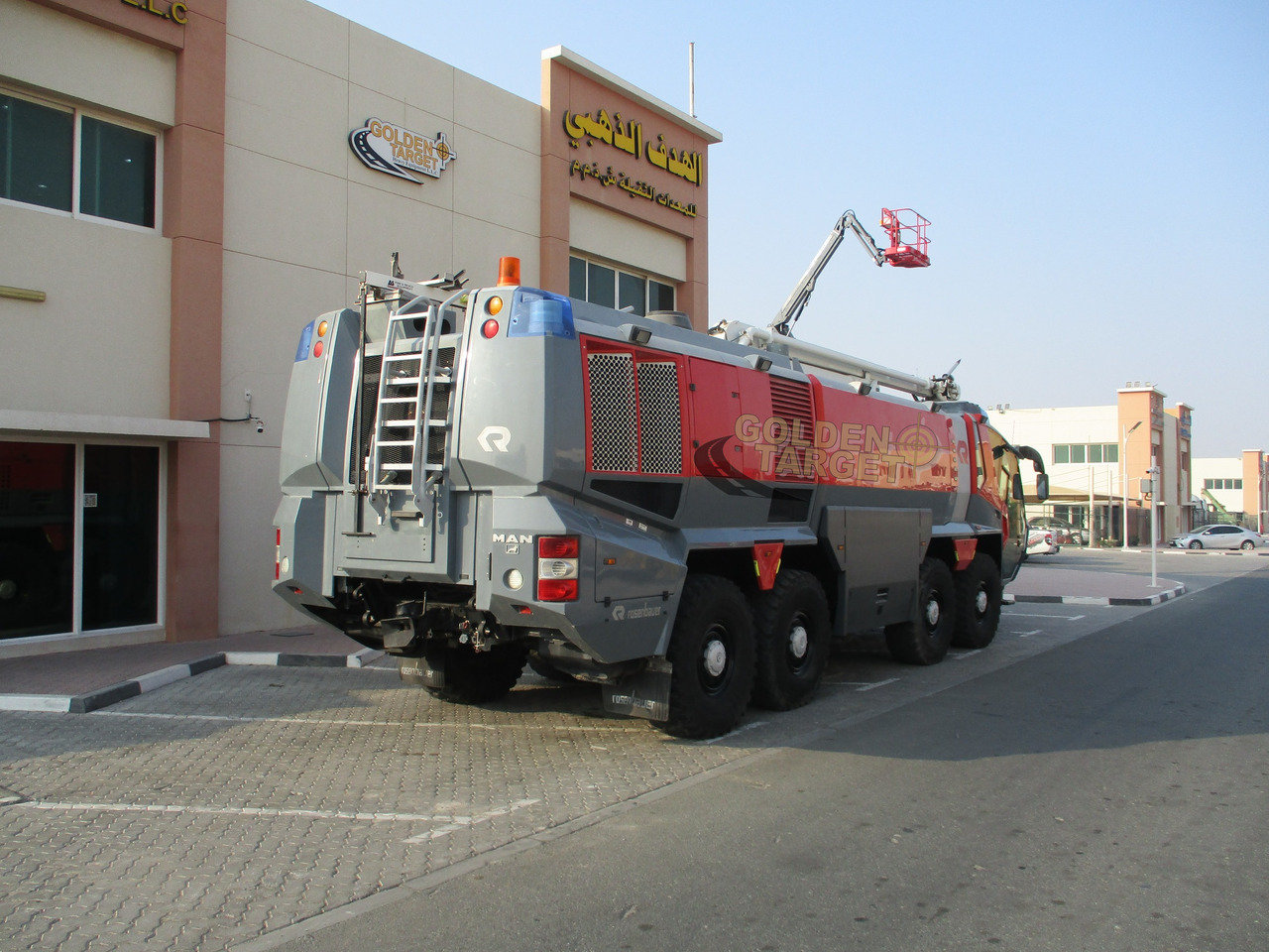 MAN FLF PANTHER 8x8 Airport Fire Truck - Autospeciala de stins incendii: Foto 3 MAN FLF PANTHER 8x8 Airport Fire Truck - Autospeciala de stins incendii: Foto 3