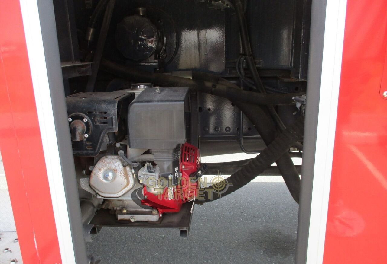 Autospeciala de stins incendii Mercedes-Benz Actros 3332 6x4 Manlift Truck: Foto 14