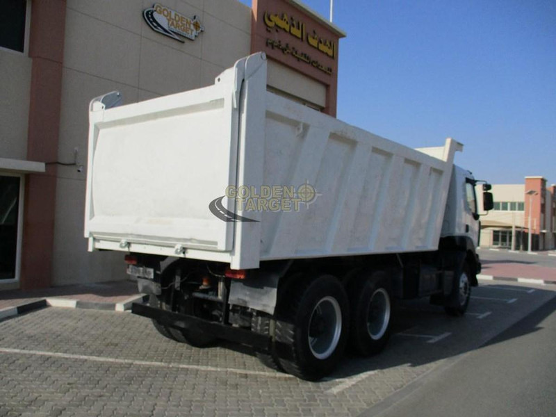 Renault Kerax 380 - Camion basculantă: Foto 4 Renault Kerax 380 - Camion basculantă: Foto 4