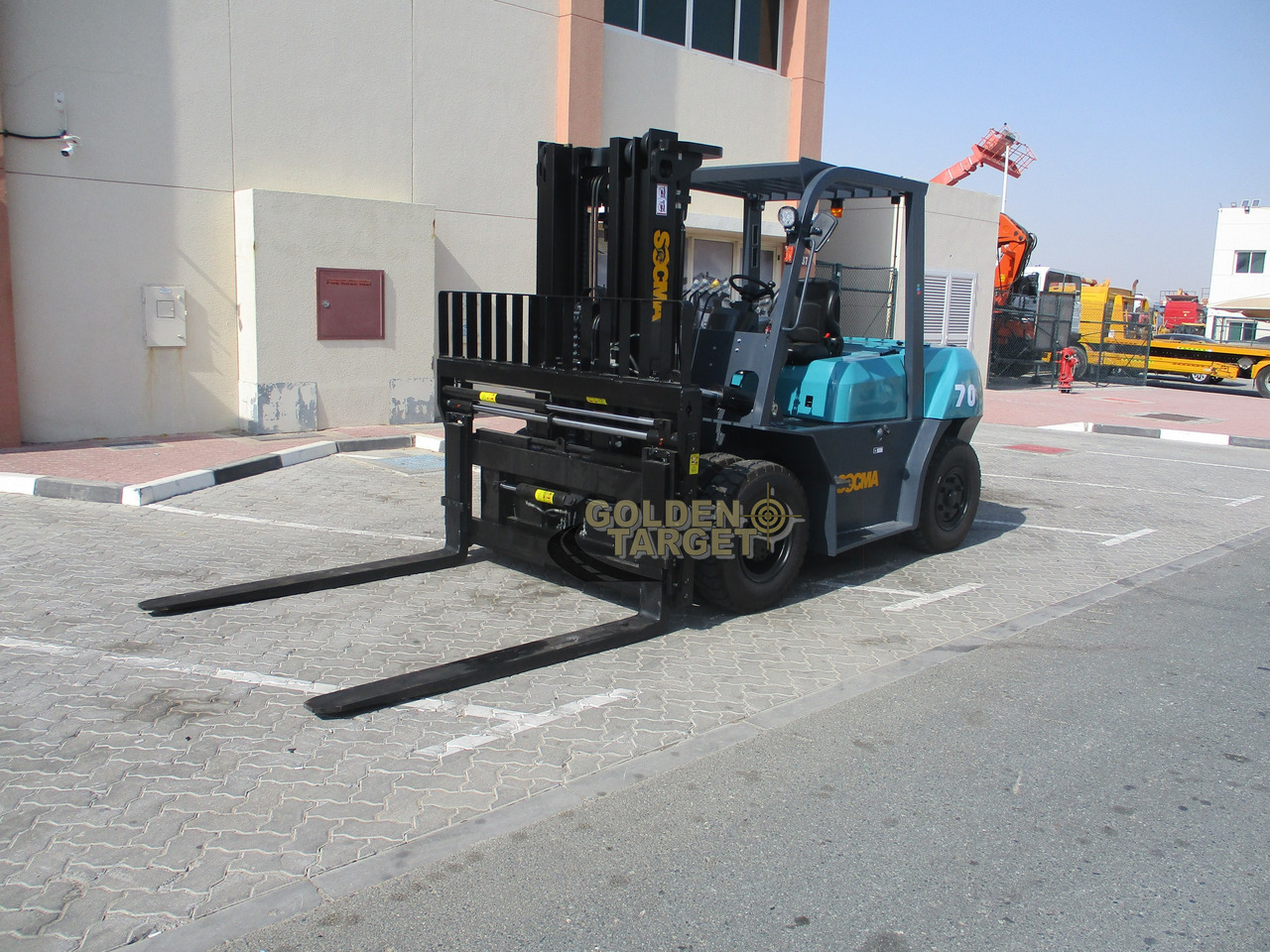 SOCMA HNF-70 Forklift - Stivuitor diesel: Foto 2 SOCMA HNF-70 Forklift - Stivuitor diesel: Foto 2