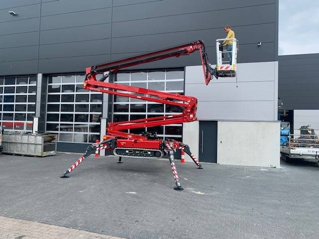 Hinowa Lightlift 26.14 - Nacela articulata: Foto 4 Hinowa Lightlift 26.14 - Nacela articulata: Foto 4