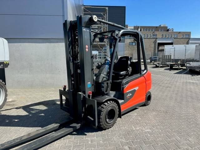Linde E35L - Electrostivuitor: Foto 1 Linde E35L - Electrostivuitor: Foto 1