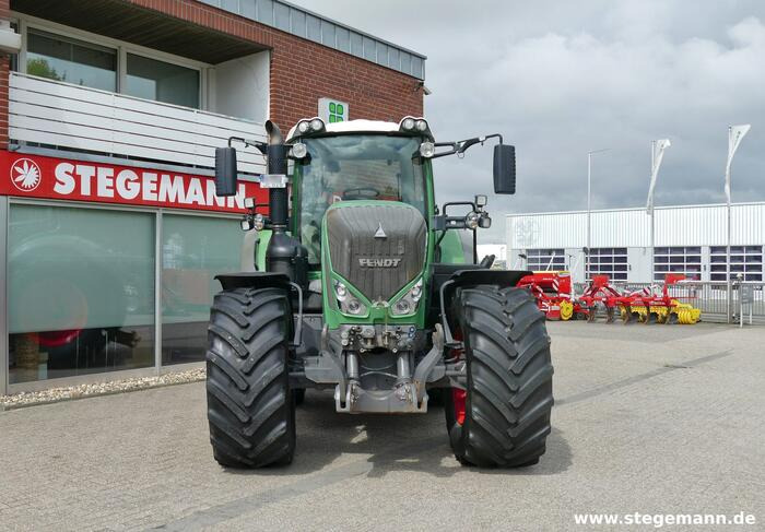 Fendt 826 Vario - Tractor agricol: Foto 1 Fendt 826 Vario - Tractor agricol: Foto 1