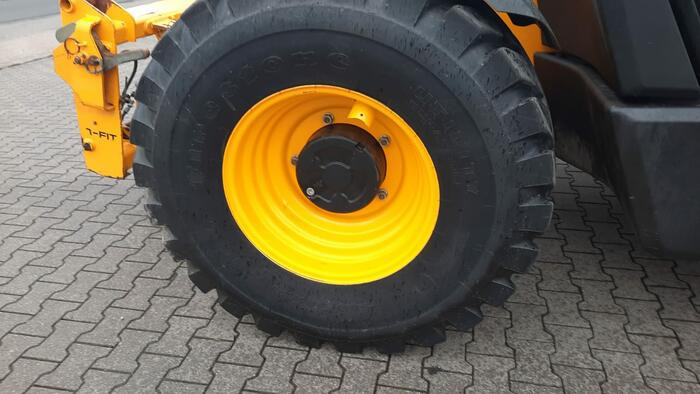 JCB 541-70 AgriPlus - Stivuitor telescopic: Foto 5 JCB 541-70 AgriPlus - Stivuitor telescopic: Foto 5