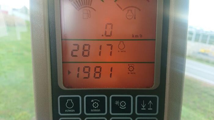 John Deere C 670 - Combină de recoltat cereale: Foto 4 John Deere C 670 - Combină de recoltat cereale: Foto 4