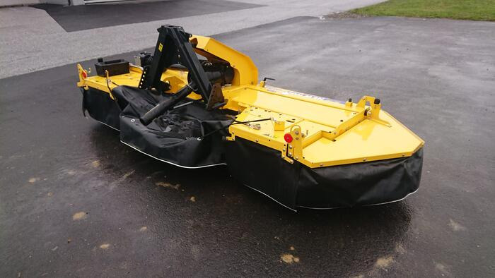 New Holland DuraDisc F 300 - Cositoare: Foto 3 New Holland DuraDisc F 300 - Cositoare: Foto 3