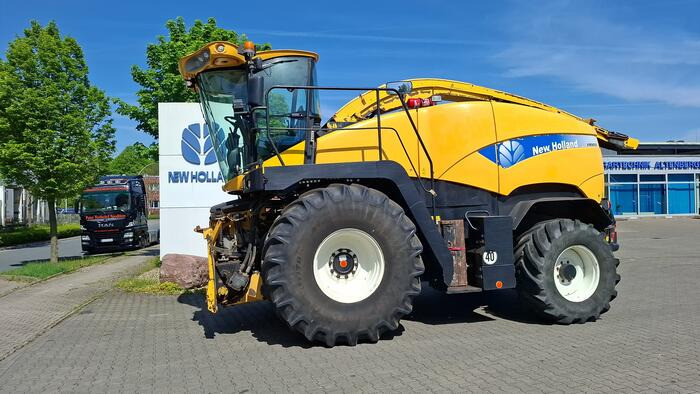 New Holland FR 9060 - Combină de Recoltat Furaj: Foto 1 New Holland FR 9060 - Combină de Recoltat Furaj: Foto 1