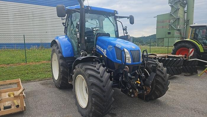 New Holland T6.160 Auto Command - Tractor agricol: Foto 2 New Holland T6.160 Auto Command - Tractor agricol: Foto 2