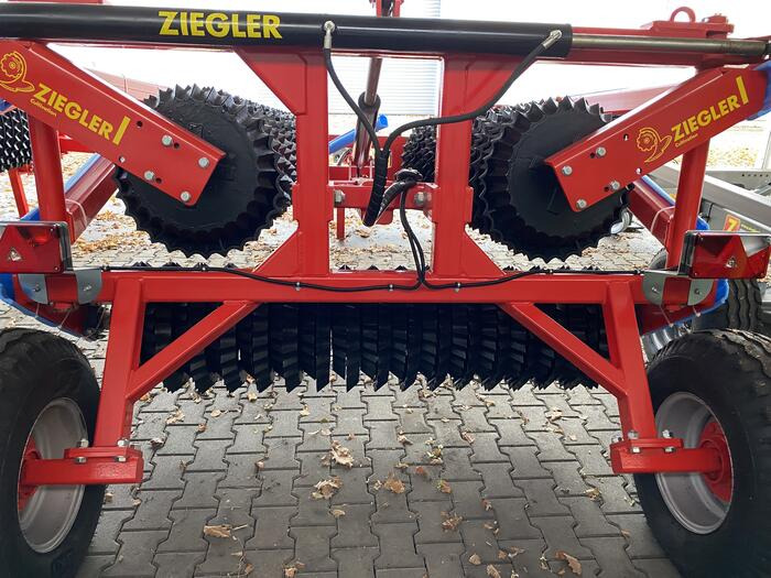 Ziegler Cambridge Walze 6201 - Compactor agricola: Foto 3 Ziegler Cambridge Walze 6201 - Compactor agricola: Foto 3