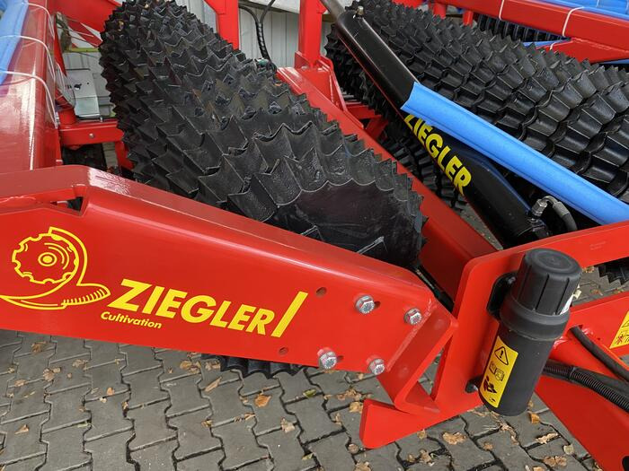 Ziegler Cambridge Walze 6201 - Compactor agricola: Foto 1 Ziegler Cambridge Walze 6201 - Compactor agricola: Foto 1