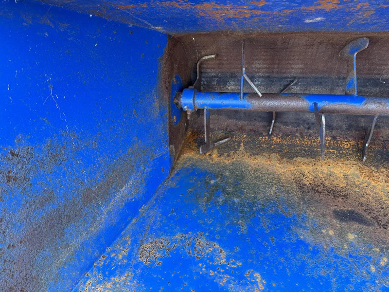 AP DETECH 1800 T instrooibak Zaagselstrooier Instrooimachine Zaagsel DETECH 1800 T instrooibak Zaagselstrooier Instrooimachine Zaag - Utilaje de creştere vite: Foto 3 AP DETECH 1800 T instrooibak Zaagselstrooier Instrooimachine Zaagsel DETECH 1800 T instrooibak Zaagselstrooier Instrooimachine Zaag - Utilaje de creştere vite: Foto 3