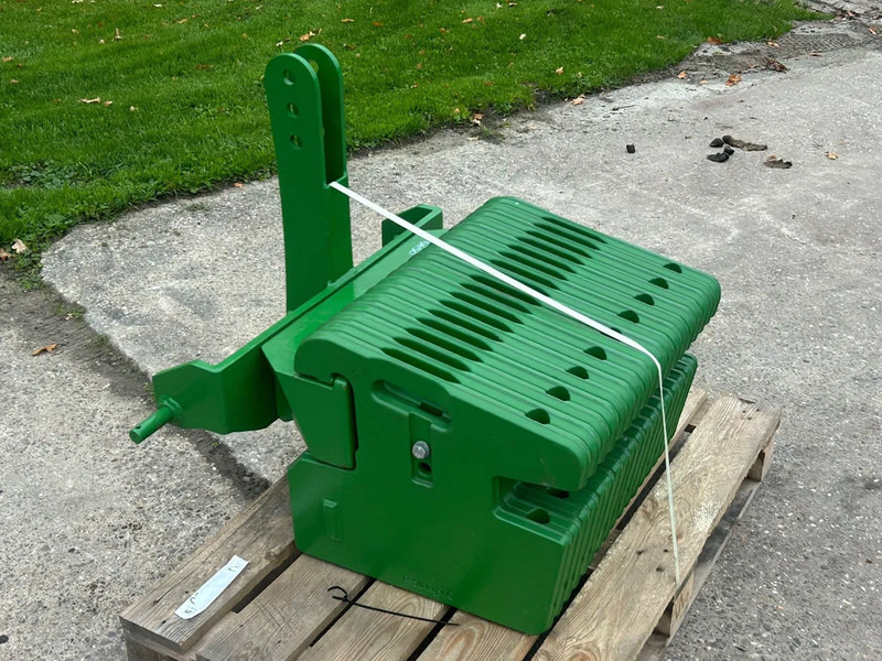 John Deere 1100 KG NIEUW Front gewicht - Tractor agricol: Foto 1 John Deere 1100 KG NIEUW Front gewicht - Tractor agricol: Foto 1