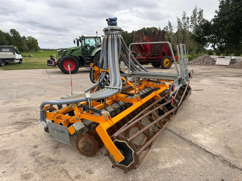 Veenhuis Terraject DISC 5.00 Schijvenegg Bemester Bouwlandinjecteur - Utilaje agricole: Foto 2 Veenhuis Terraject DISC 5.00 Schijvenegg Bemester Bouwlandinjecteur - Utilaje agricole: Foto 2