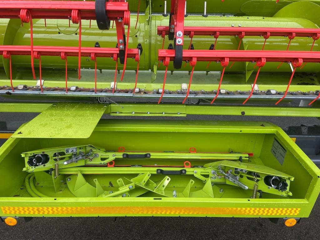 Claas VARIO 1230 - Utilaje pentru combină agricola: Foto 4 Claas VARIO 1230 - Utilaje pentru combină agricola: Foto 4