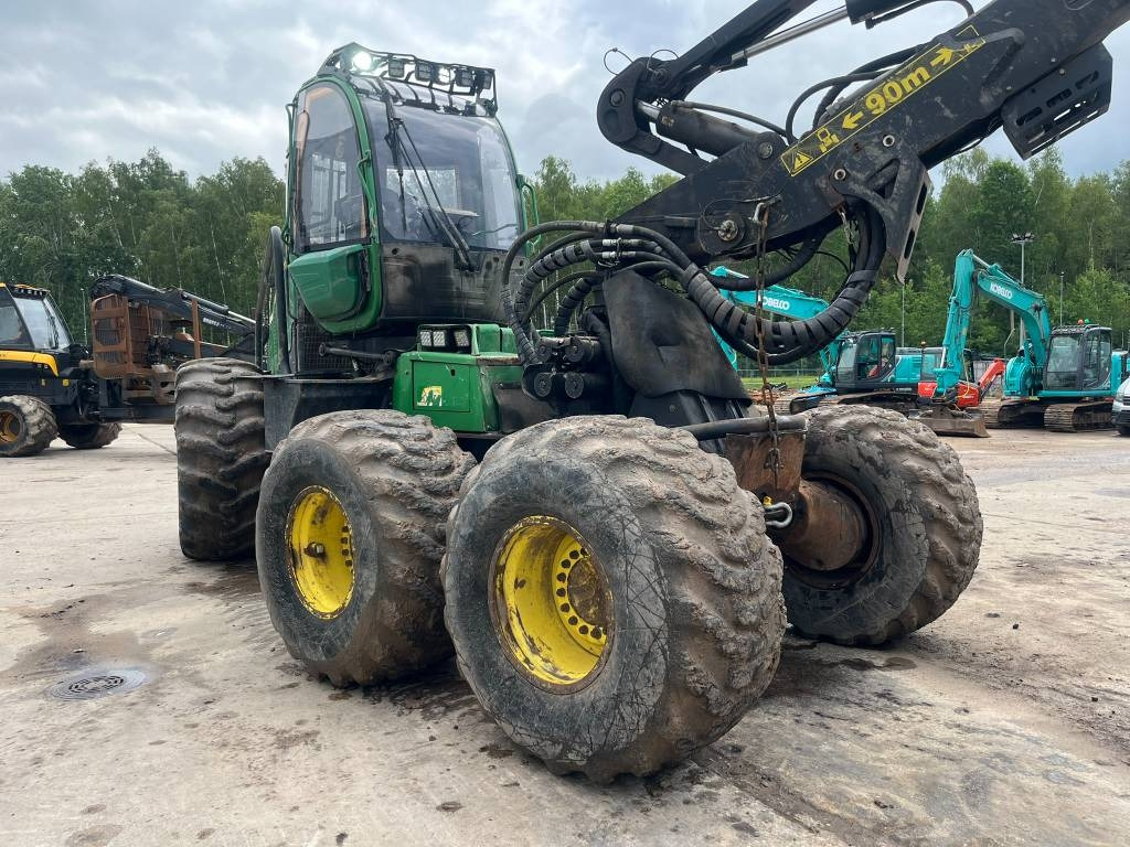 John Deere 1470 E - Harvester: Foto 3 John Deere 1470 E - Harvester: Foto 3