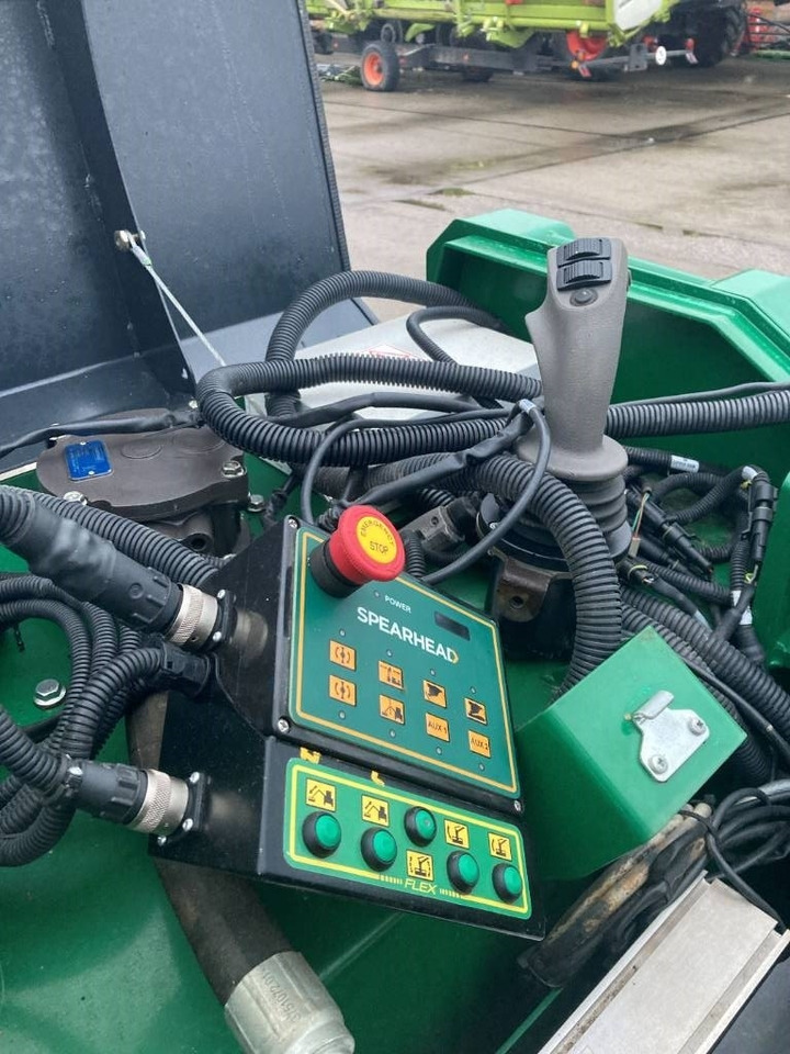 Spearhead Twiga Flex Pro S67 - Tocător cu braţ: Foto 4 Spearhead Twiga Flex Pro S67 - Tocător cu braţ: Foto 4
