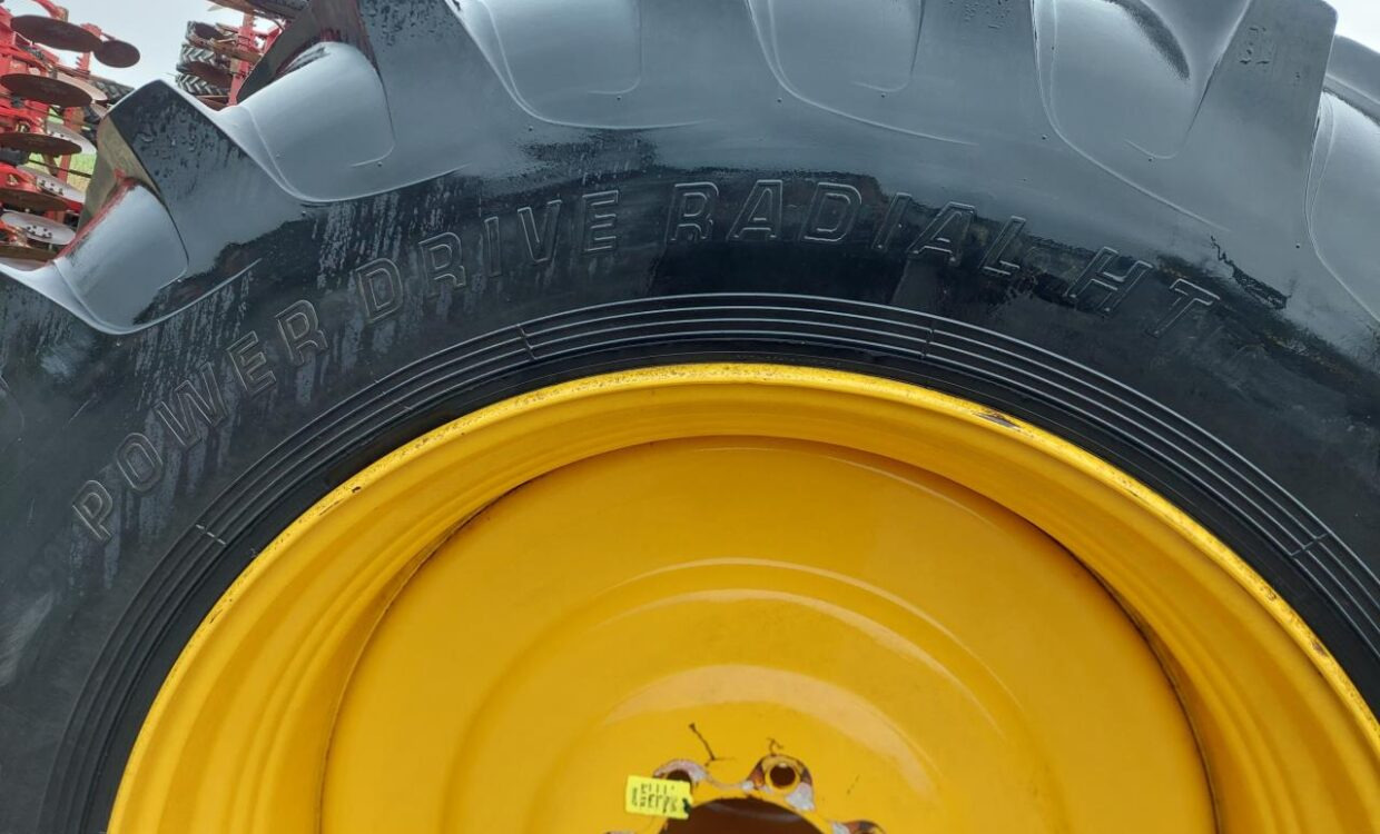 Anvelopă pentru Maşină de erbicidat Alliance Power Drive Radial HT 20.8R42: Foto 11 Anvelopă pentru Maşină de erbicidat Alliance Power Drive Radial HT 20.8R42: Foto 11