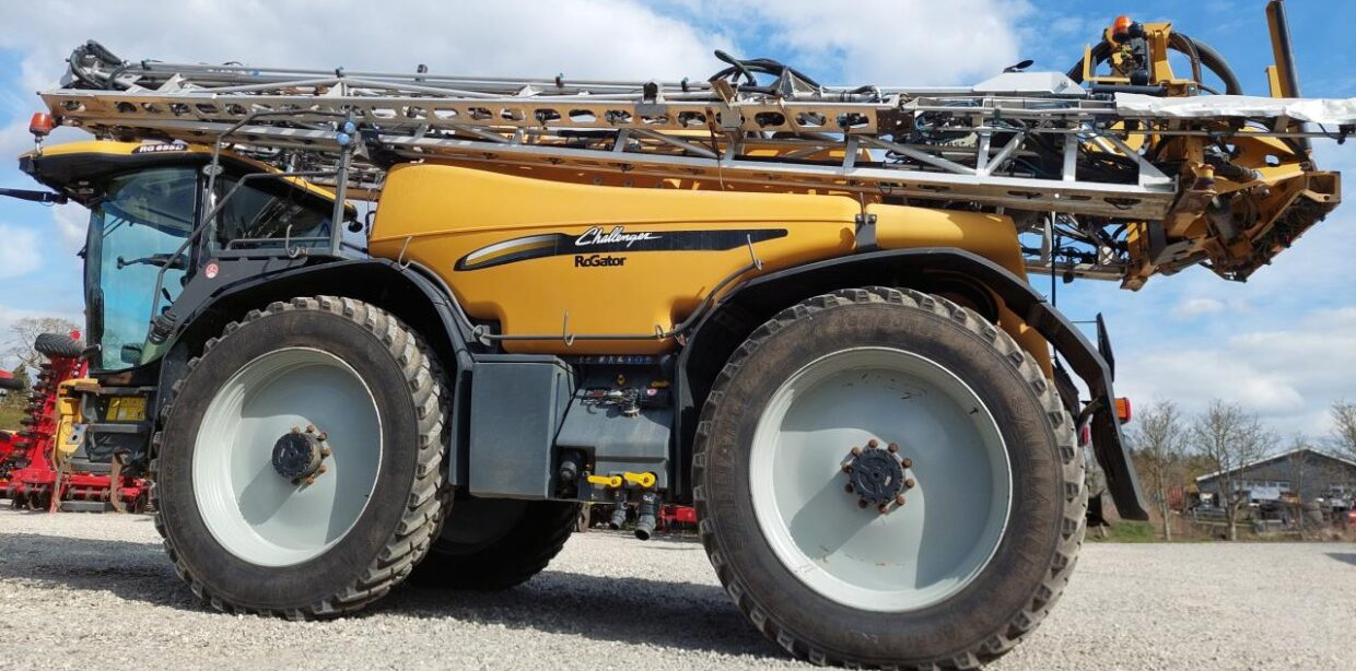 Challenger Rogator 655 B med GPS - Mașină de erbicidat autopropulsata: Foto 2 Challenger Rogator 655 B med GPS - Mașină de erbicidat autopropulsata: Foto 2