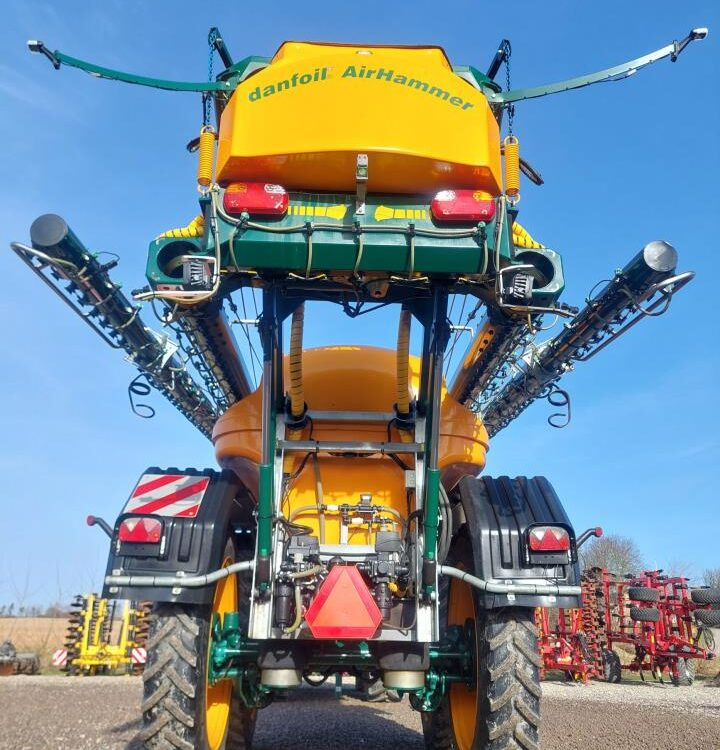 Danfoil AirHammer 10.000 L -36m - Maşină de erbicidat tractata: Foto 4 Danfoil AirHammer 10.000 L -36m - Maşină de erbicidat tractata: Foto 4