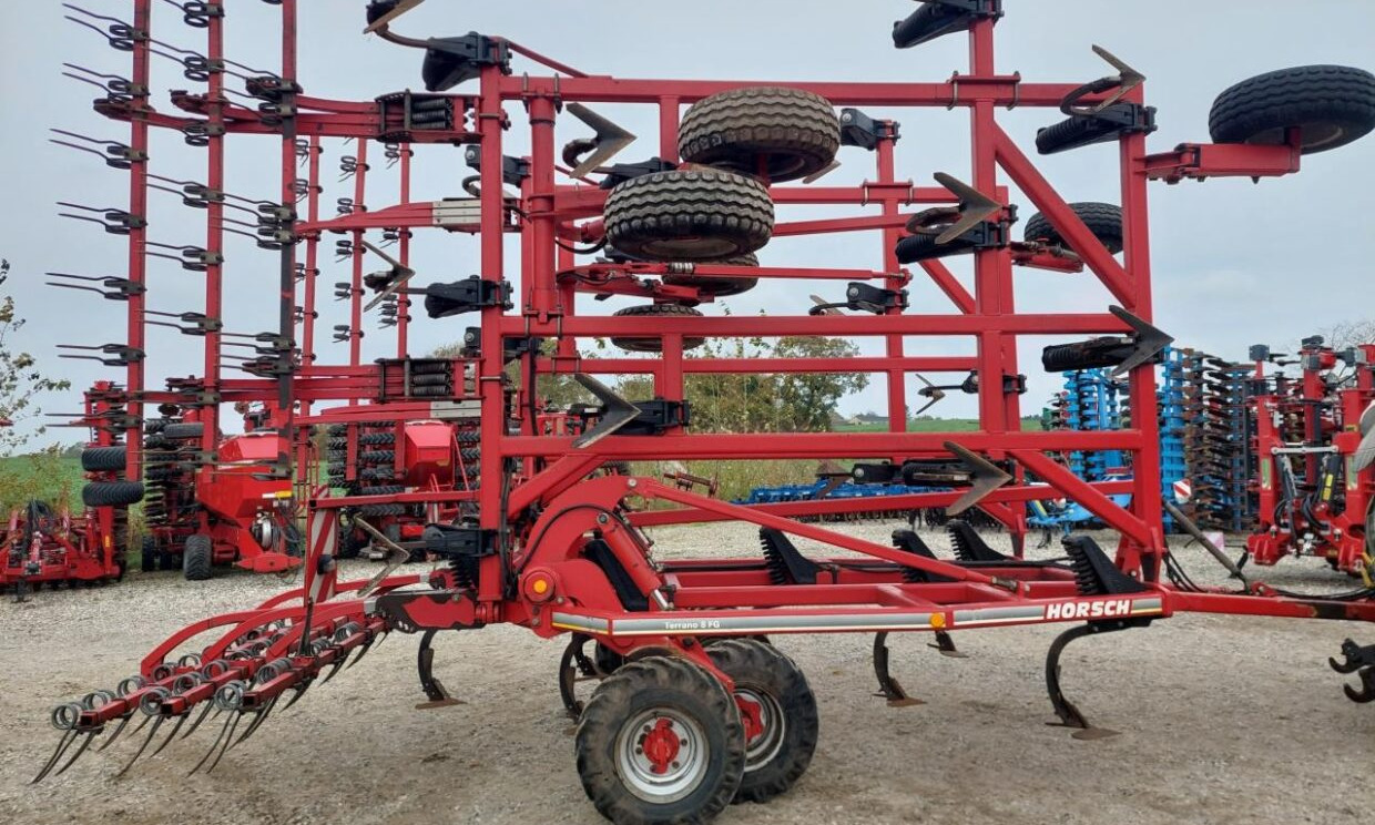 Horsch Terrano 8 FG - Grapă: Foto 3 Horsch Terrano 8 FG - Grapă: Foto 3