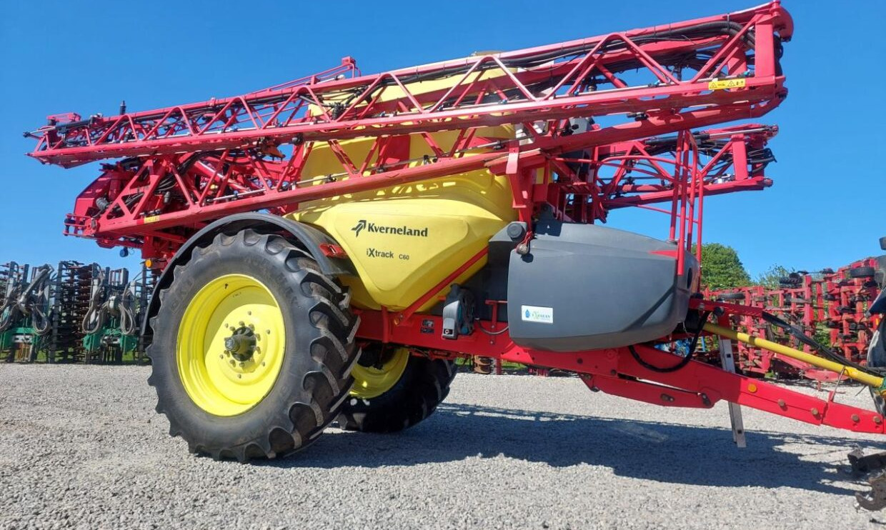 Kverneland IXtrack C60 - 36m - Maşină de erbicidat tractata: Foto 2 Kverneland IXtrack C60 - 36m - Maşină de erbicidat tractata: Foto 2