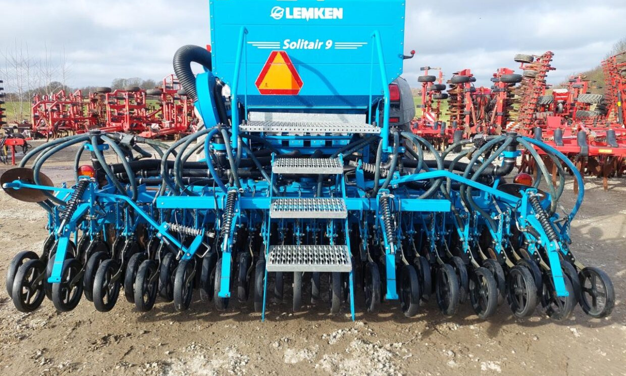 Lemken Zirkon 10/400 - Solitair 9-400 - Semănătoare combinată: Foto 3 Lemken Zirkon 10/400 - Solitair 9-400 - Semănătoare combinată: Foto 3