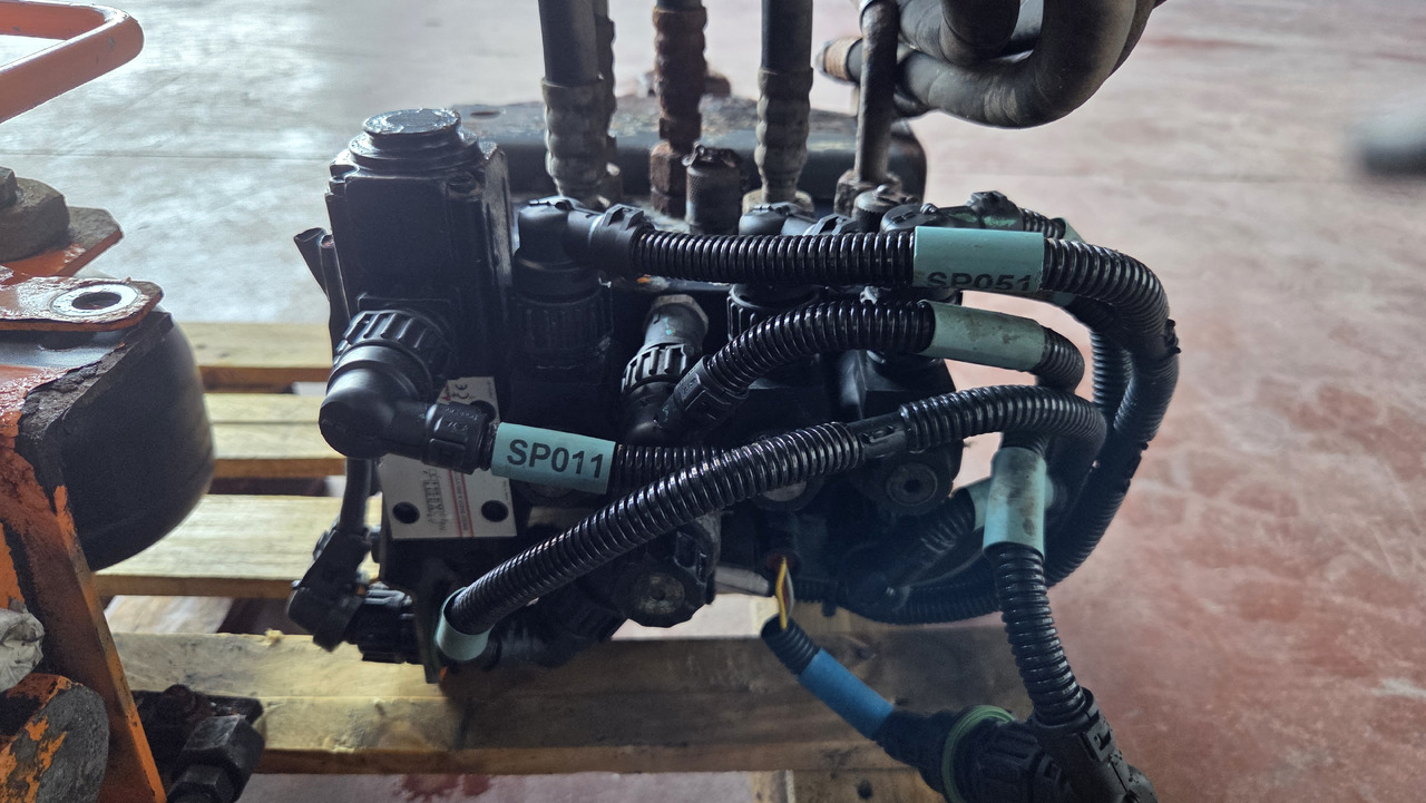 MERCEDES-BENZ STEERING UNIT - Volan: Foto 2 MERCEDES-BENZ STEERING UNIT - Volan: Foto 2