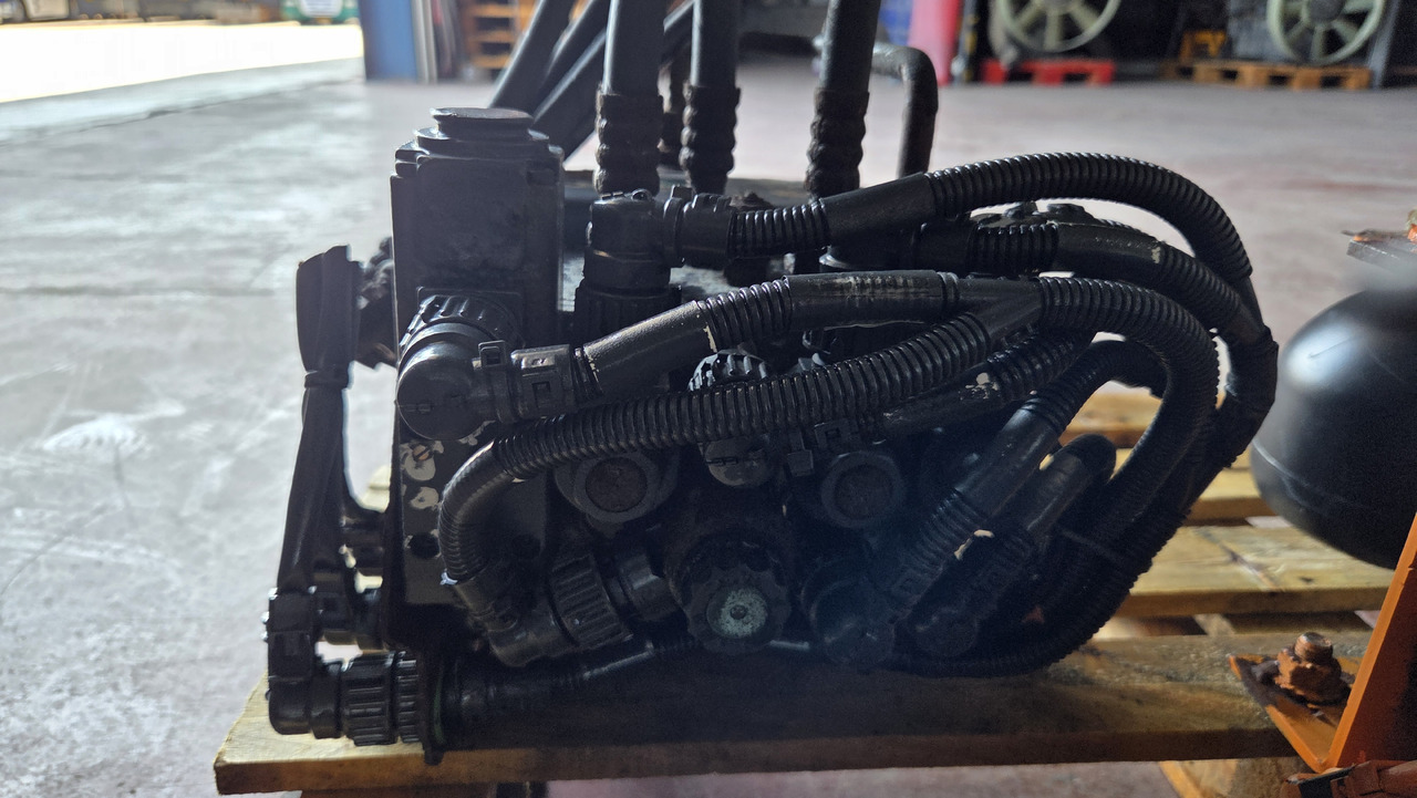 MERCEDES-BENZ STEERING UNIT - Volan: Foto 4 MERCEDES-BENZ STEERING UNIT - Volan: Foto 4