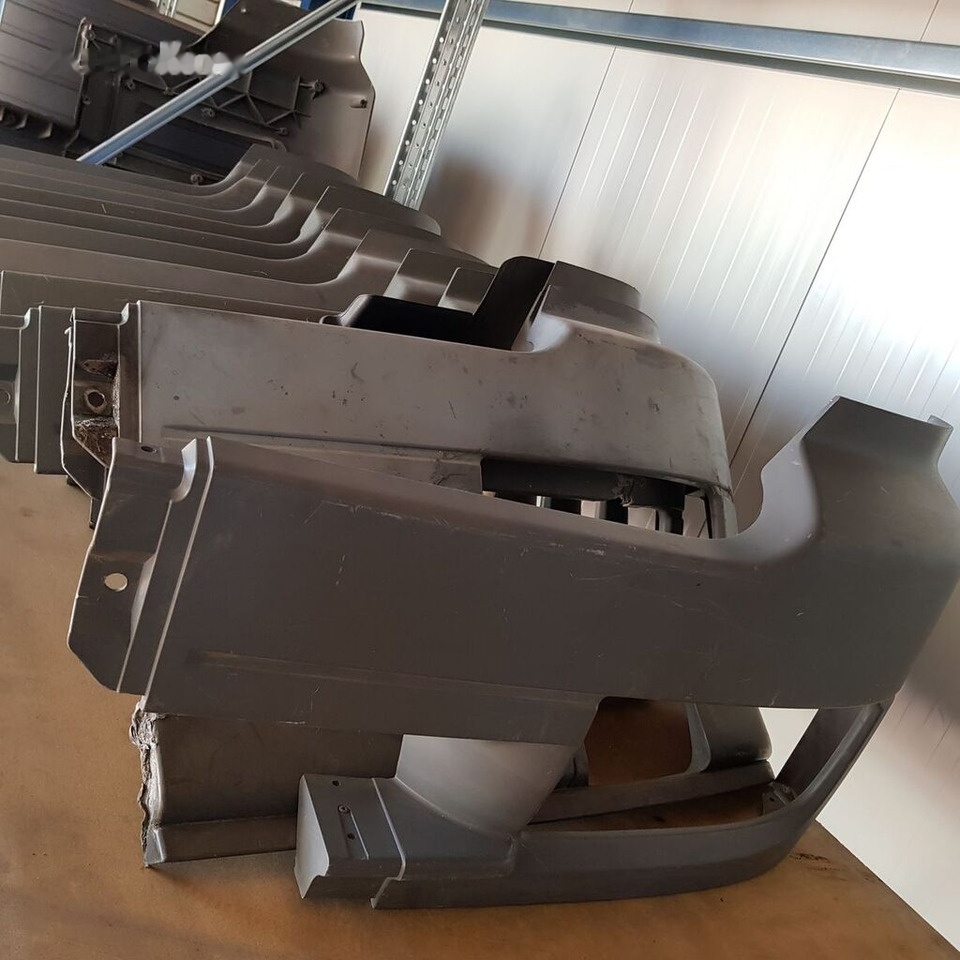 Mercedes-Benz A 940 880 04 70 Mercedes-Benz ATEGO truck - Bară de protecție pentru Camion: Foto 5 Mercedes-Benz A 940 880 04 70 Mercedes-Benz ATEGO truck - Bară de protecție pentru Camion: Foto 5