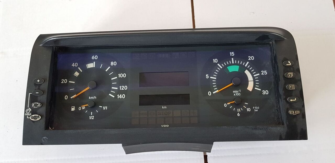 Mercedes-Benz ATEGO - Tablou de bord pentru Camion: Foto 1 Mercedes-Benz ATEGO - Tablou de bord pentru Camion: Foto 1