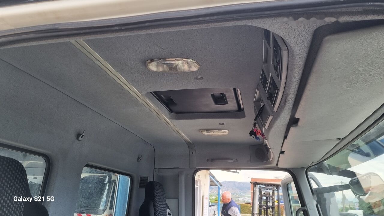 Mercedes-Benz CAB MERCEDES ACTROS MP 3 MEDIUM Mercedes-Benz ACTROS MP3 - Cabină pentru Camion: Foto 3 Mercedes-Benz CAB MERCEDES ACTROS MP 3 MEDIUM Mercedes-Benz ACTROS MP3 - Cabină pentru Camion: Foto 3