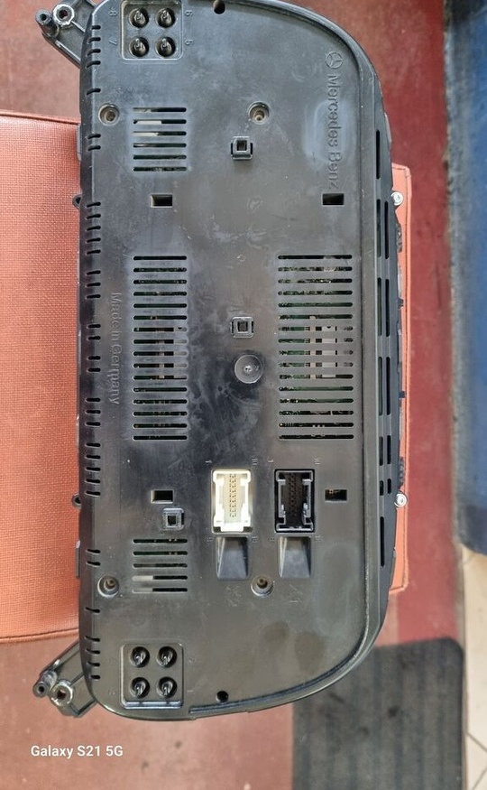 Mercedes-Benz INSTRUMENT PANEL A0044467621 Mercedes-Benz ACTROS MP3 - Tablou de bord pentru Camion: Foto 2 Mercedes-Benz INSTRUMENT PANEL A0044467621 Mercedes-Benz ACTROS MP3 - Tablou de bord pentru Camion: Foto 2