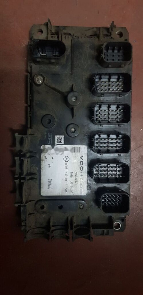 Mercedes-Benz instrumend panel Mercedes-Benz ACTROS MP2 - Tablou de bord pentru Camion: Foto 1 Mercedes-Benz instrumend panel Mercedes-Benz ACTROS MP2 - Tablou de bord pentru Camion: Foto 1