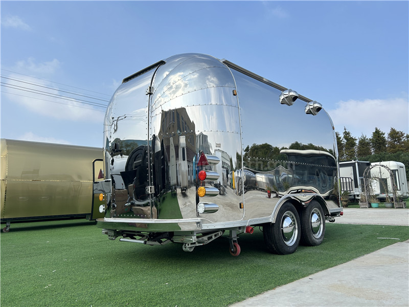 HUANMAI Burger Food Truck Beverage Food Trailer - Rulota comerciala: Foto 5 HUANMAI Burger Food Truck Beverage Food Trailer - Rulota comerciala: Foto 5