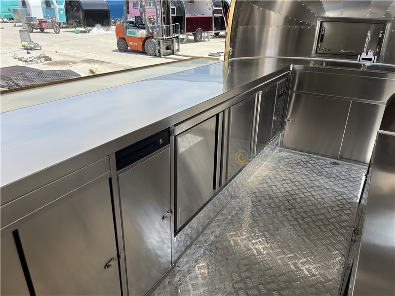 Rulota comerciala nou Ice Cream Trailer ,Coffee Food Trailer Gold Food Truck, Burger Foodtruck: Foto 18 Rulota comerciala nou Ice Cream Trailer ,Coffee Food Trailer Gold Food Truck, Burger Foodtruck: Foto 18